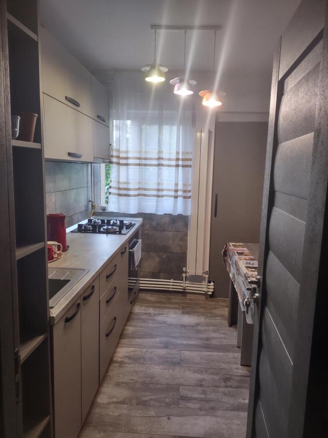 Apartament Питещ Екстериор снимка